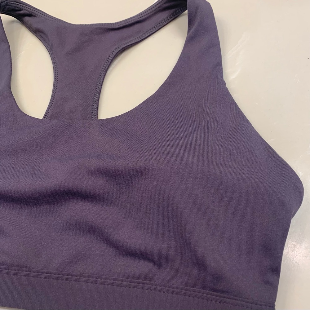 • [Fabletics] Kessler Sports Bra • - Picture 3 of 16